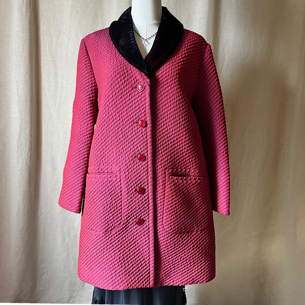 Vintage Givenchy Boutiques Fuchsia Quilted Velvet Collar Coat Sz 38 Japan‎